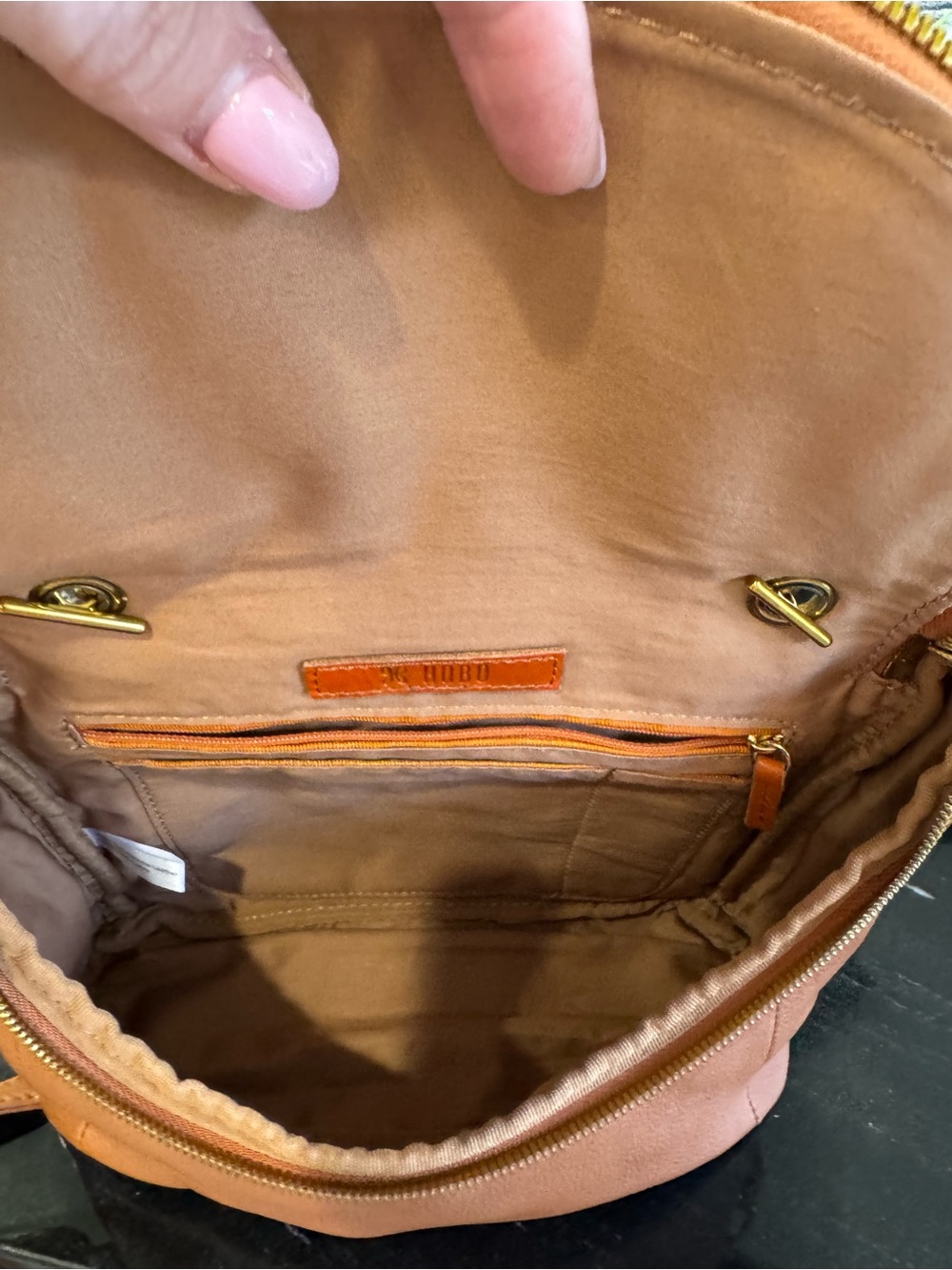 🧡HOBO Fern Foldover Leather Crossbody Messenger Cognac - Picture 5 of 16